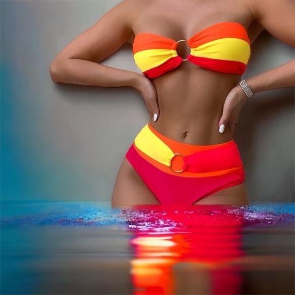 Other - STUNNING TWO PIECE BIKINI SET SIZE S